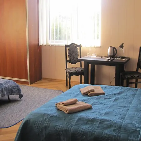 宾馆 Mini Leon Lalovo