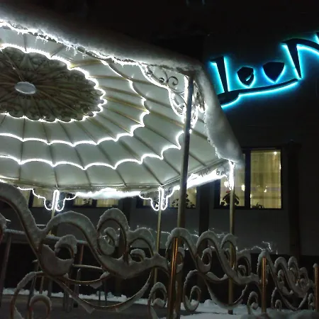 Mini Leon Мини-отель *